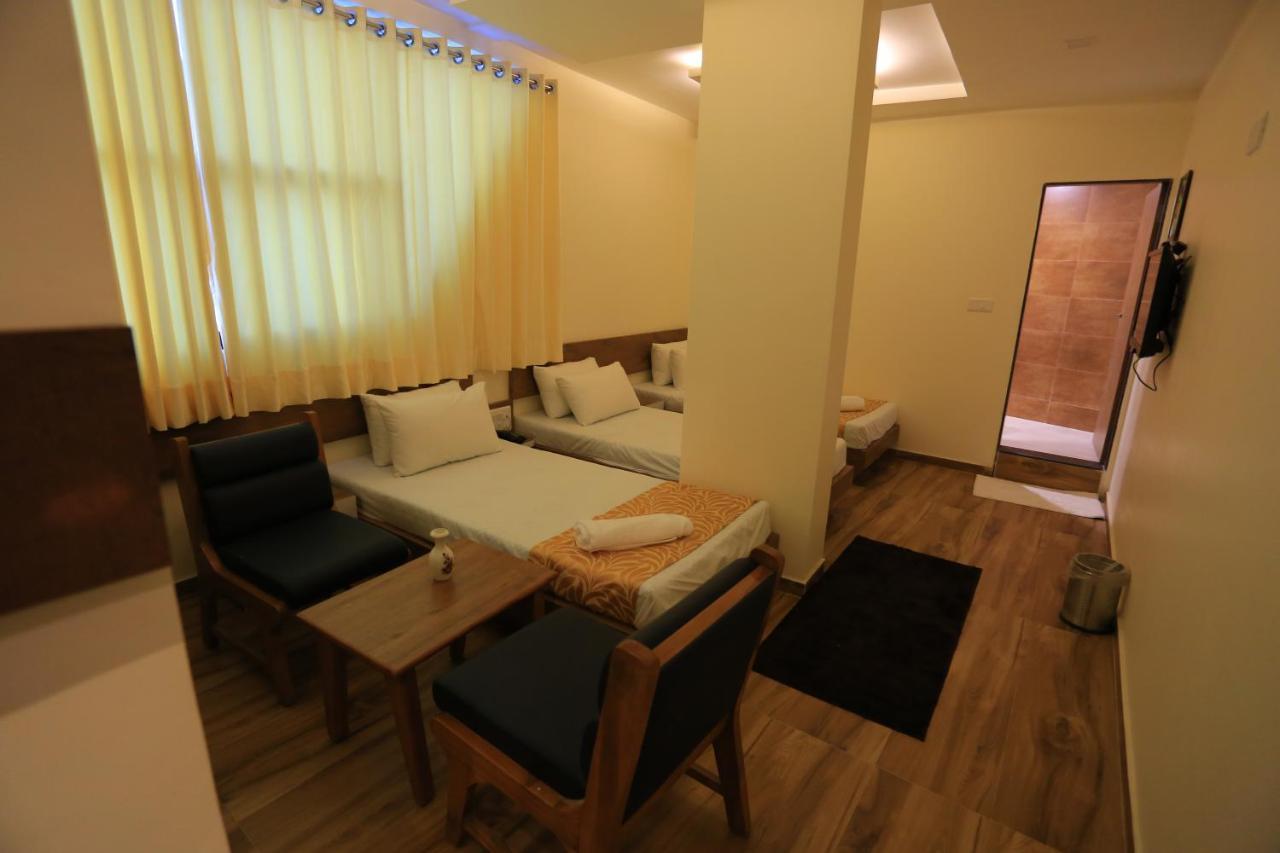 The Grand Raveta Hotel Patan  Bagian luar foto